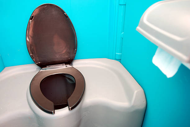 Best Porta potty delivery and setup  in Gardiner, ME